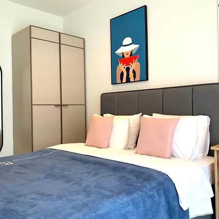 Enjoy The Aparment Apartment *